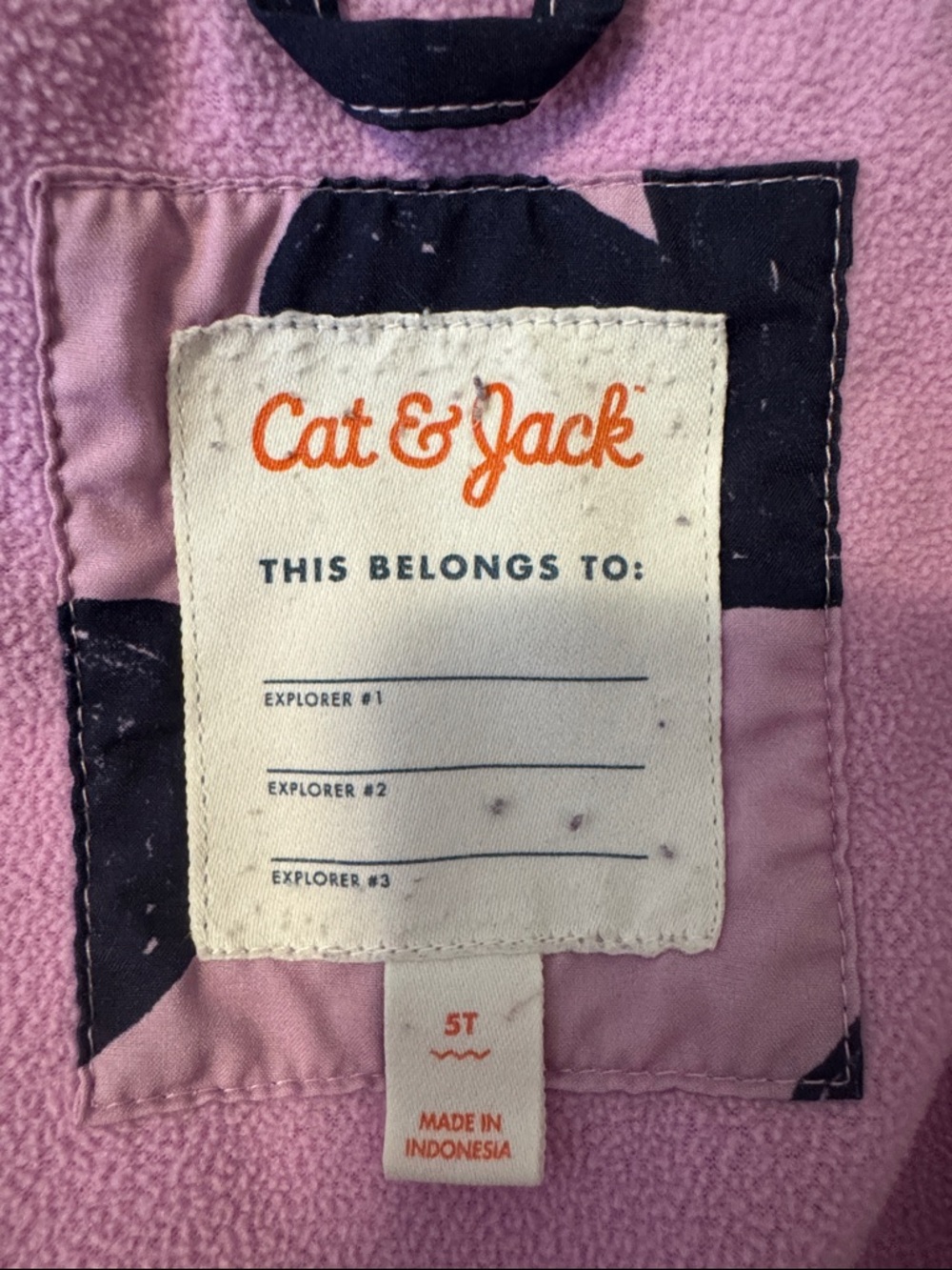 Cat & Jack Girls Lavender and Navy Heart Print Raincoat 5T - Picture 3 of 3
